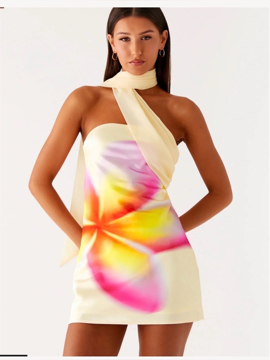 Peppermayo Dresses & Skirts - Peppermayo is a scarf dress size 0